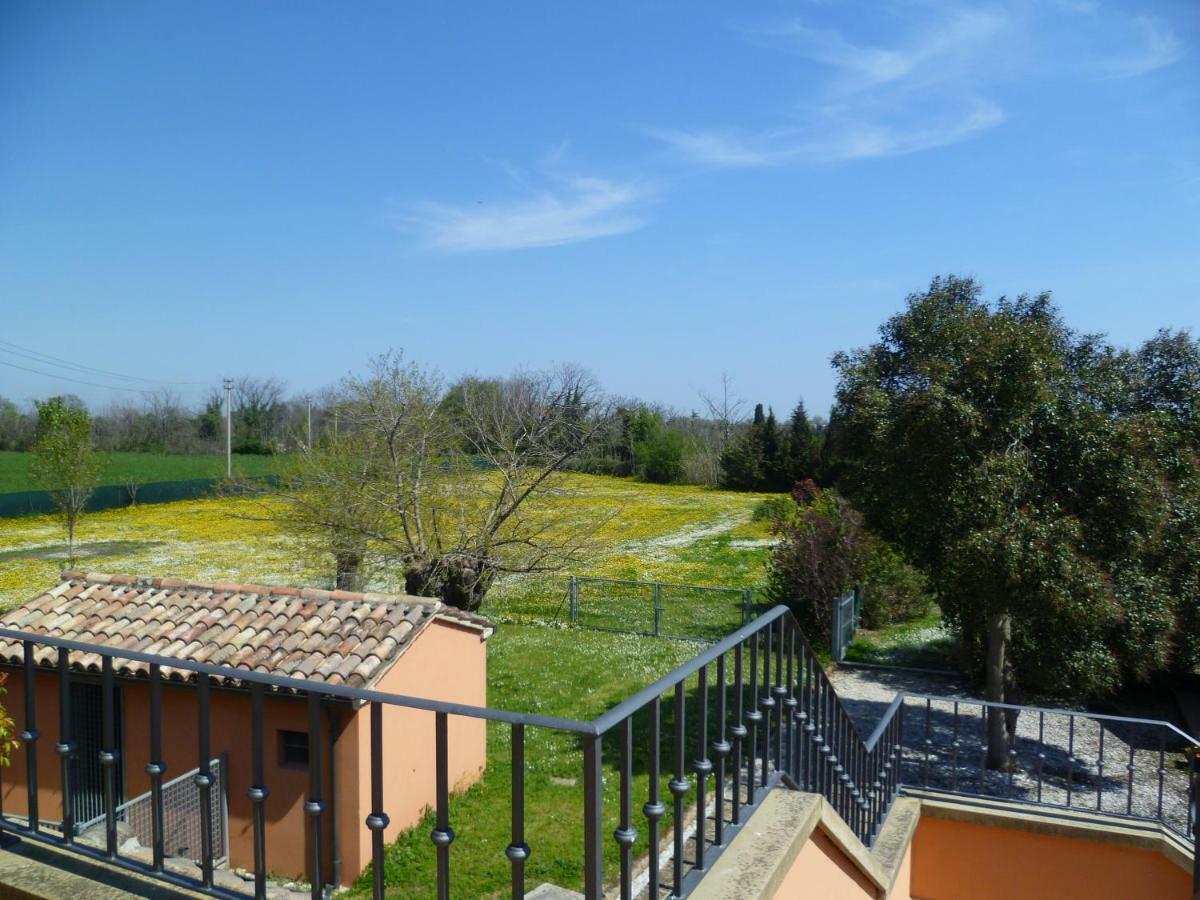 Appartamento In Villa Fano Exterior photo